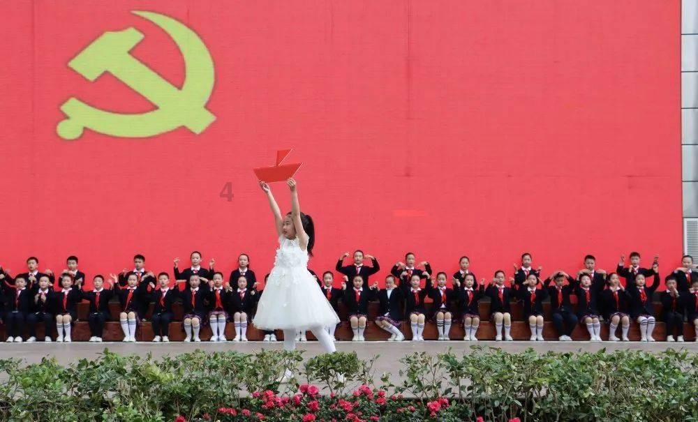 一则“日本练习生在中国出道”的新闻引热议，这对内娱来说意味着什么？